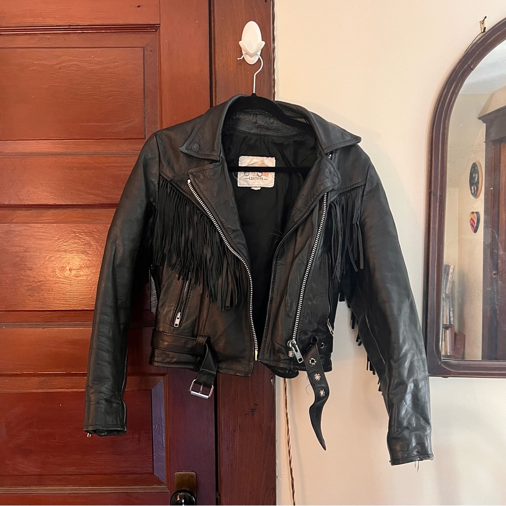 VINTAGE Classic Black Leather Motorcycle Jacket